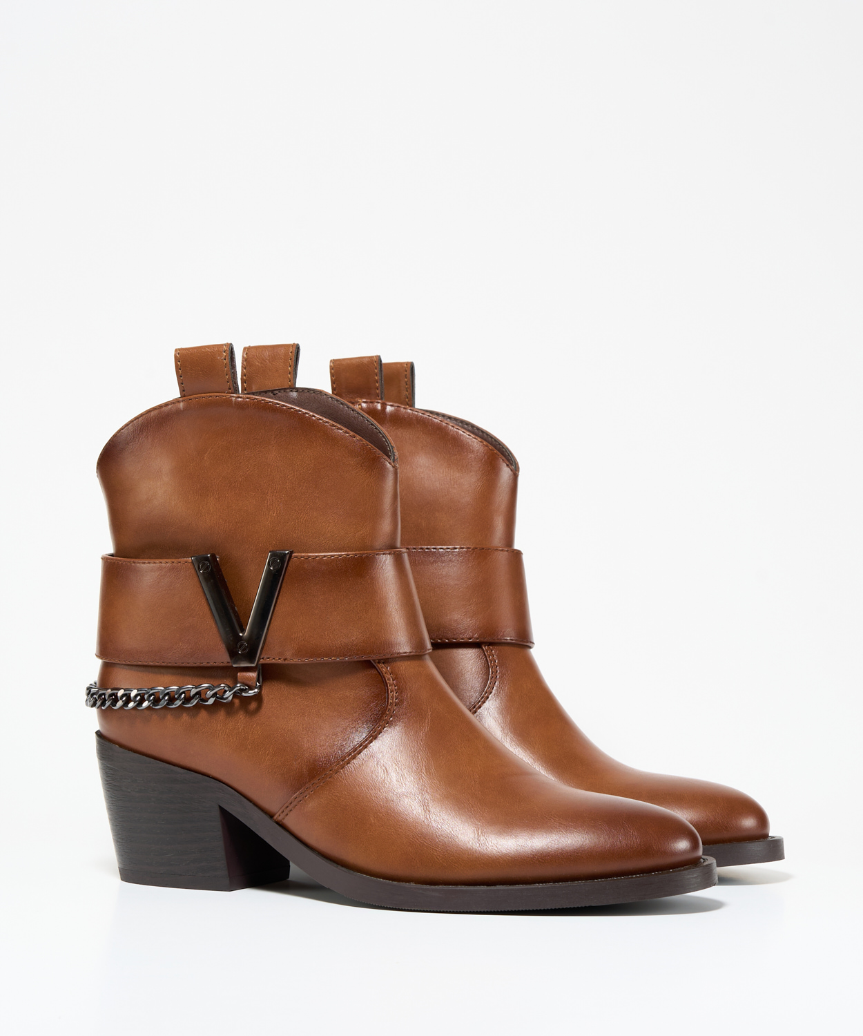 Bot&iacute;n cowboy adorno image number null